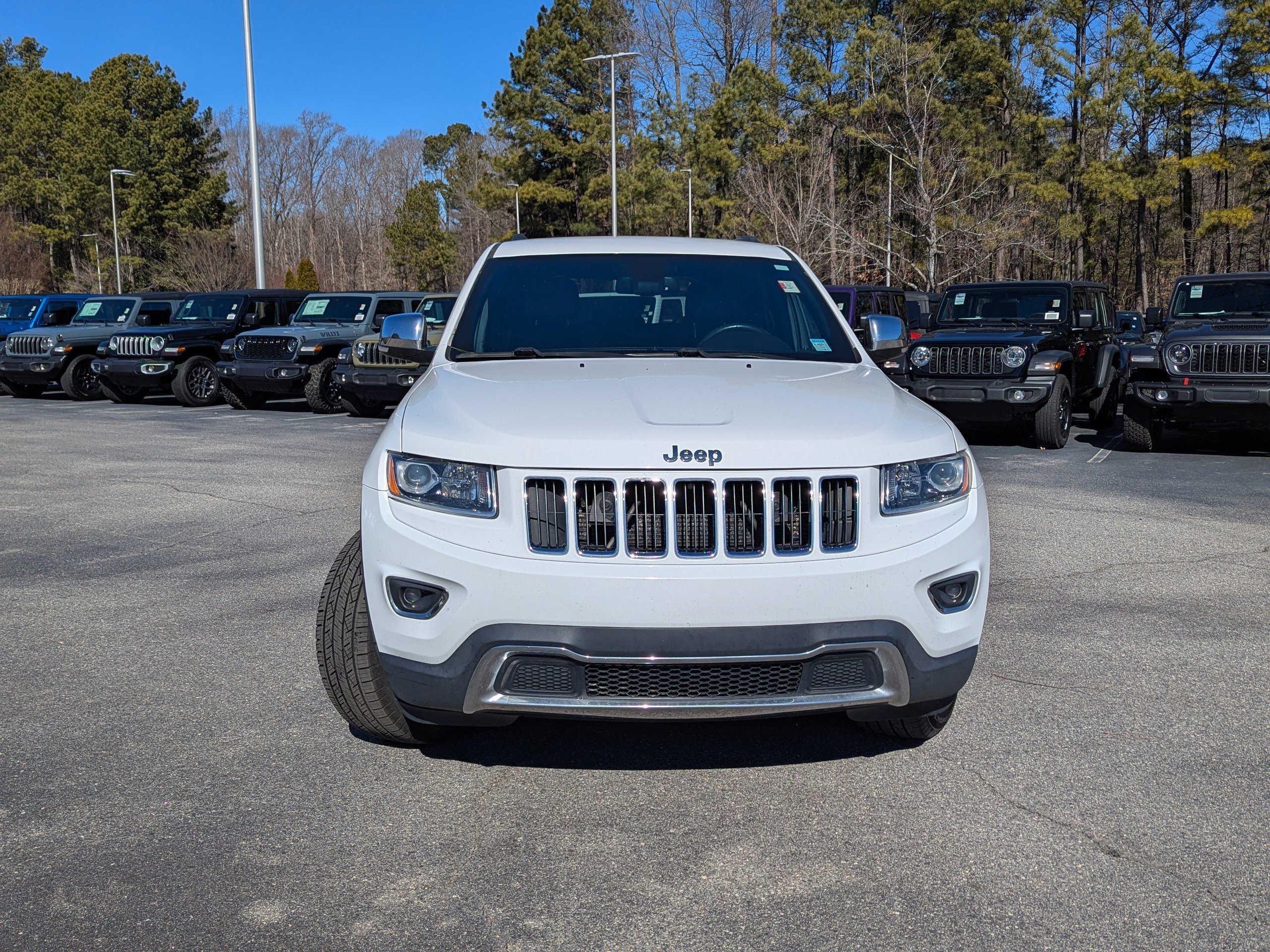 Used 2015 Jeep Grand Cherokee Limited image 2