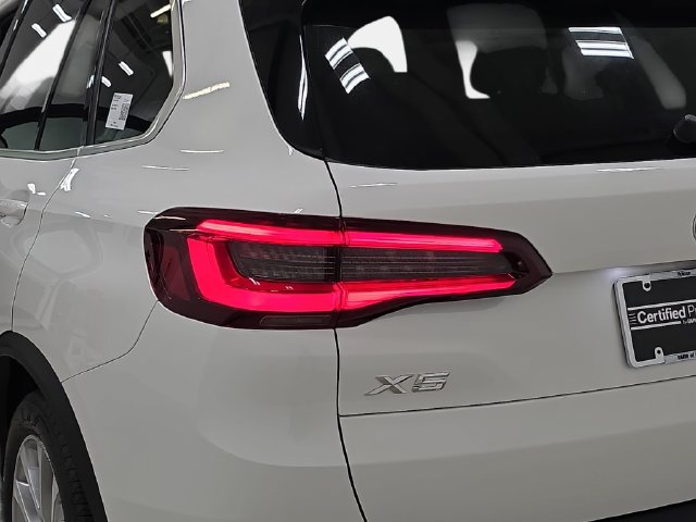 Certified 2023 BMW X5 xDrive40i AWD/4WD image 31