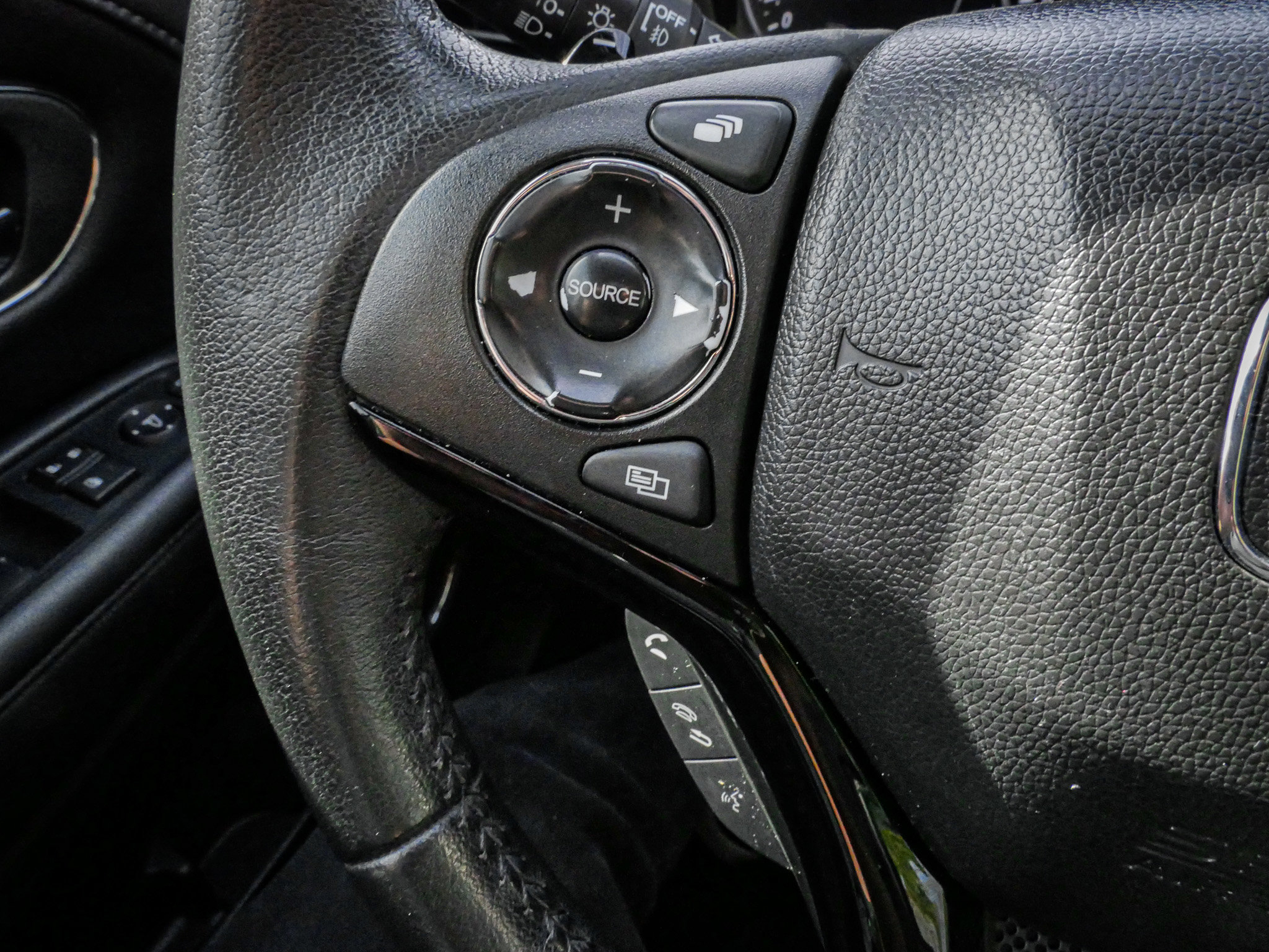 Used 2017 Honda HR-V EX-L image 19