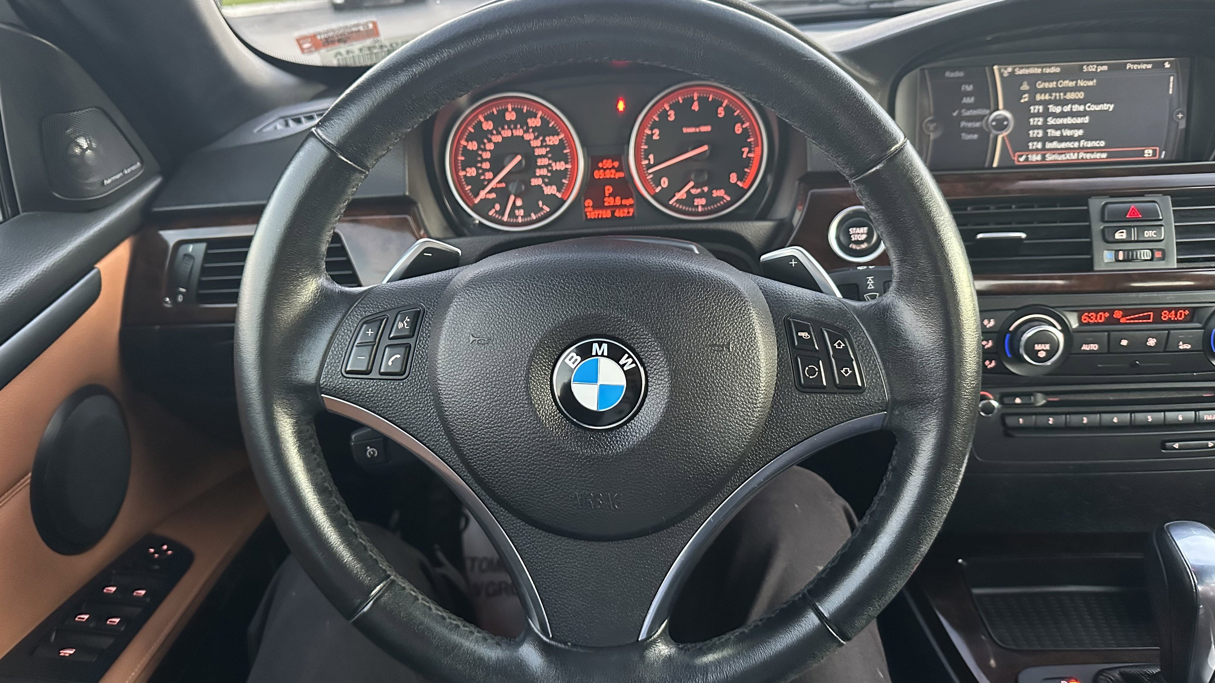 Used 2011 BMW 335i Convertible image 19