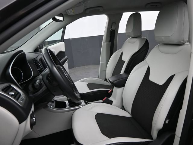 Used 2021 Jeep Compass Latitude w/ Convenience Group image 11