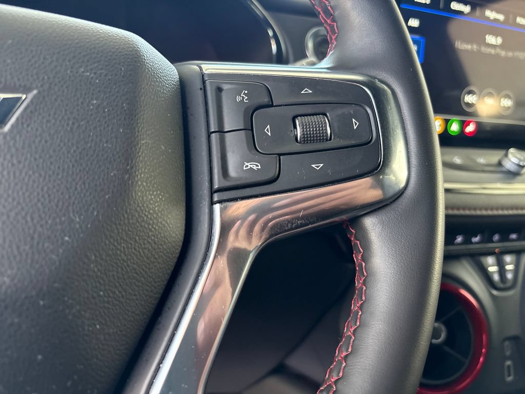 Used 2025 Chevrolet Blazer RS FWD image 38