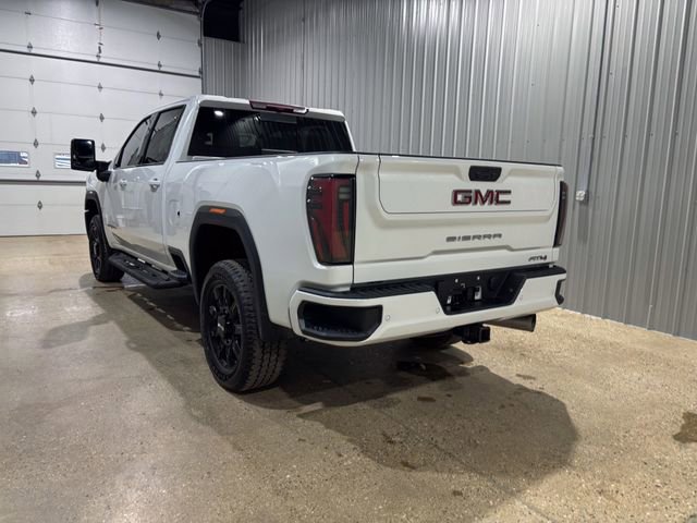 Used 2025 GMC Sierra 2500 AT4 w/ AT4 Preferred Package image 3