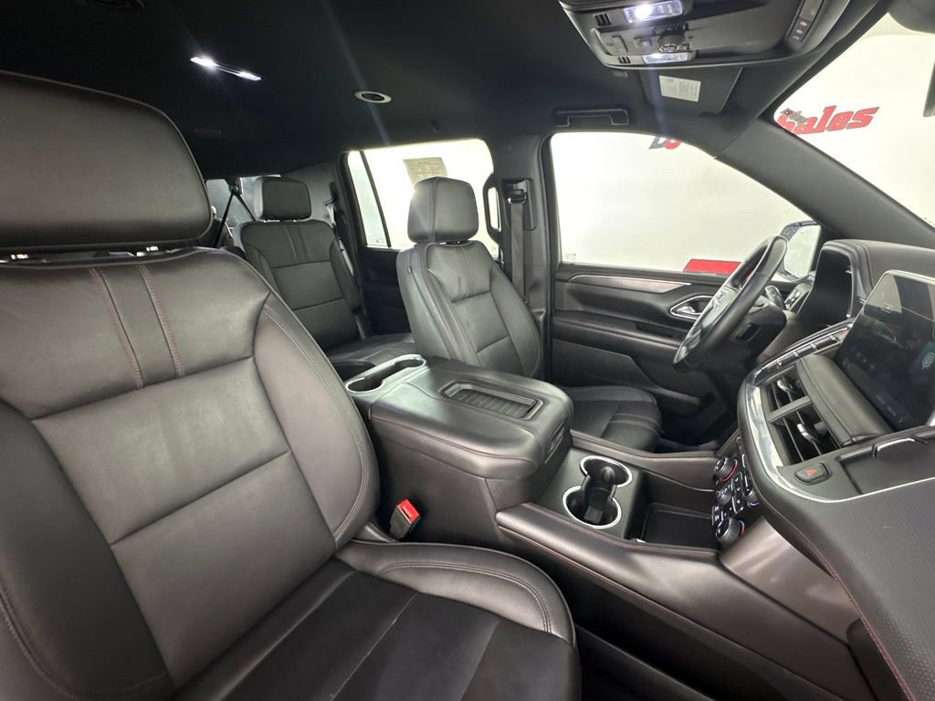 Used 2023 Chevrolet Suburban RST w/ Luxury Package RWD image 36