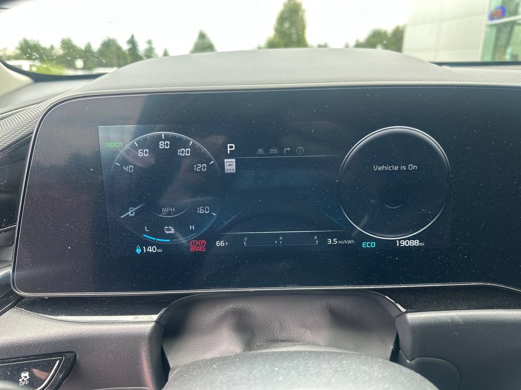 Used 2024 Kia Niro Wind w/ Wind Preserve Package FWD image 15