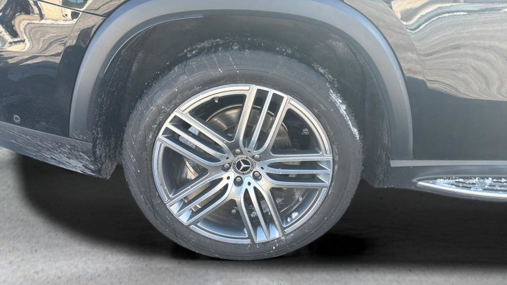 Used 2020 Mercedes-Benz GLS 450 4MATIC image 14