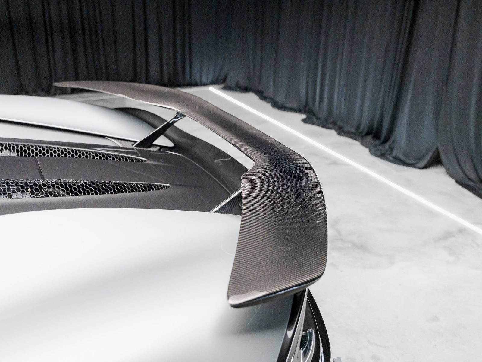 Used 2019 McLaren 570S Spider RWD image 29