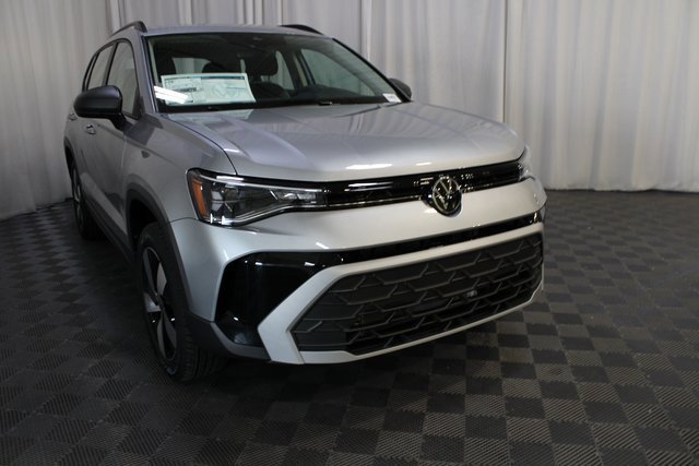 New 2025 Volkswagen Taos S image 29