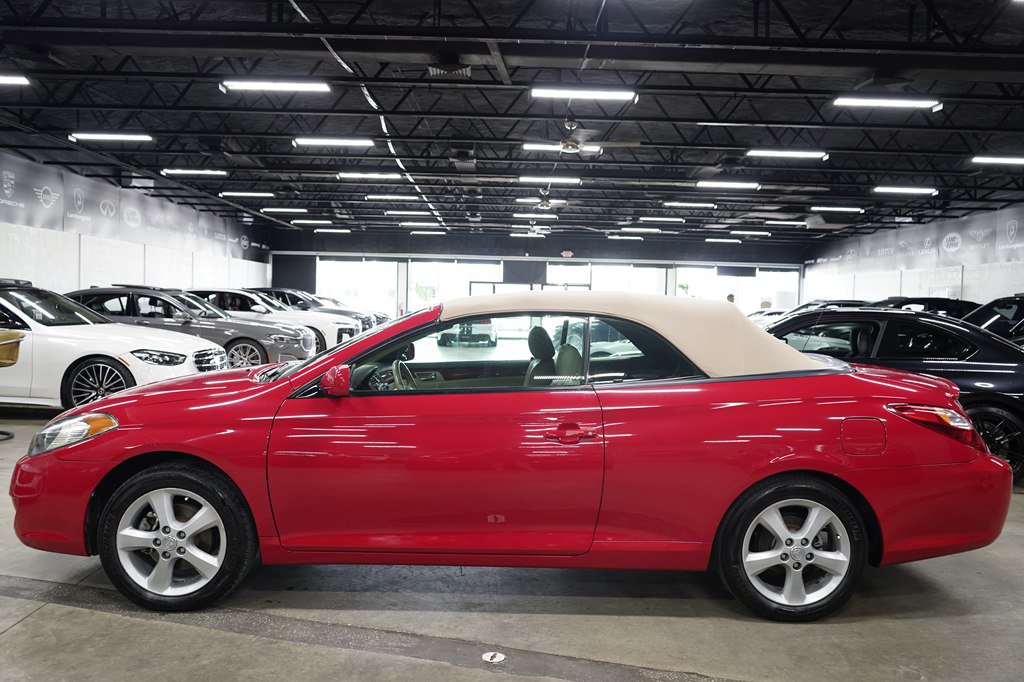 Used 2006 Toyota Solara SE FWD image 2