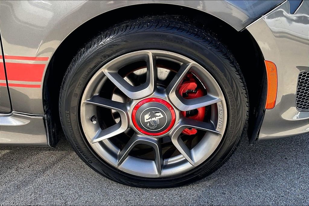 Used 2012 FIAT 500 Abarth w/ Safety & Convenience Pkg image 11