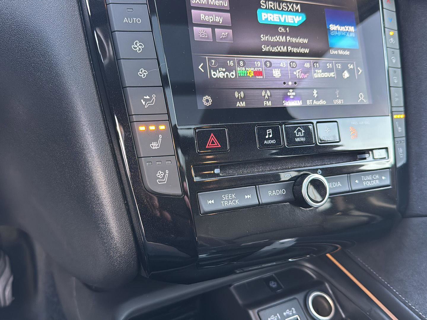 Used 2023 INFINITI QX50 Sensory w/ Accent Package FWD image 23