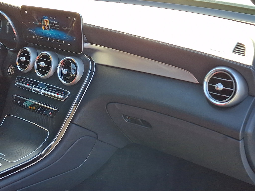 Used 2022 Mercedes-Benz GLC 43 AMG 4MATIC image 9