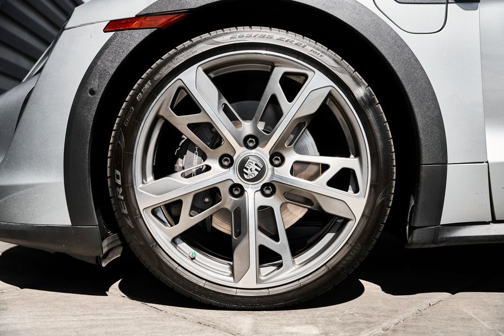 Used 2022 Porsche Taycan 4 Cross Turismo image 3