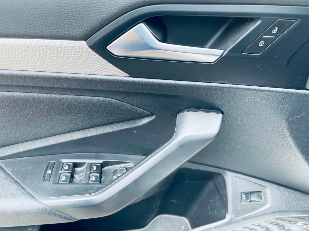 Used 2019 Volkswagen Jetta SE image 13