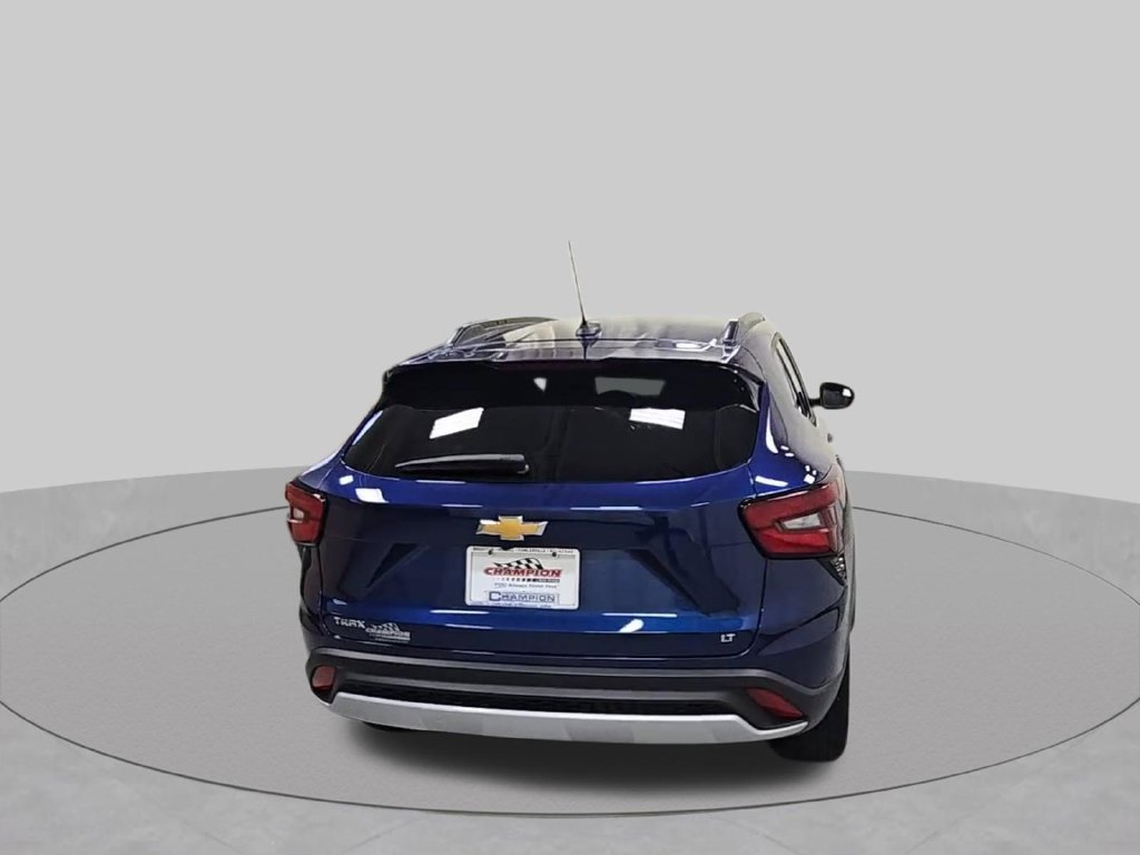 Certified 2024 Chevrolet Trax LT w/ Driver Confidence Package FWD image 10
