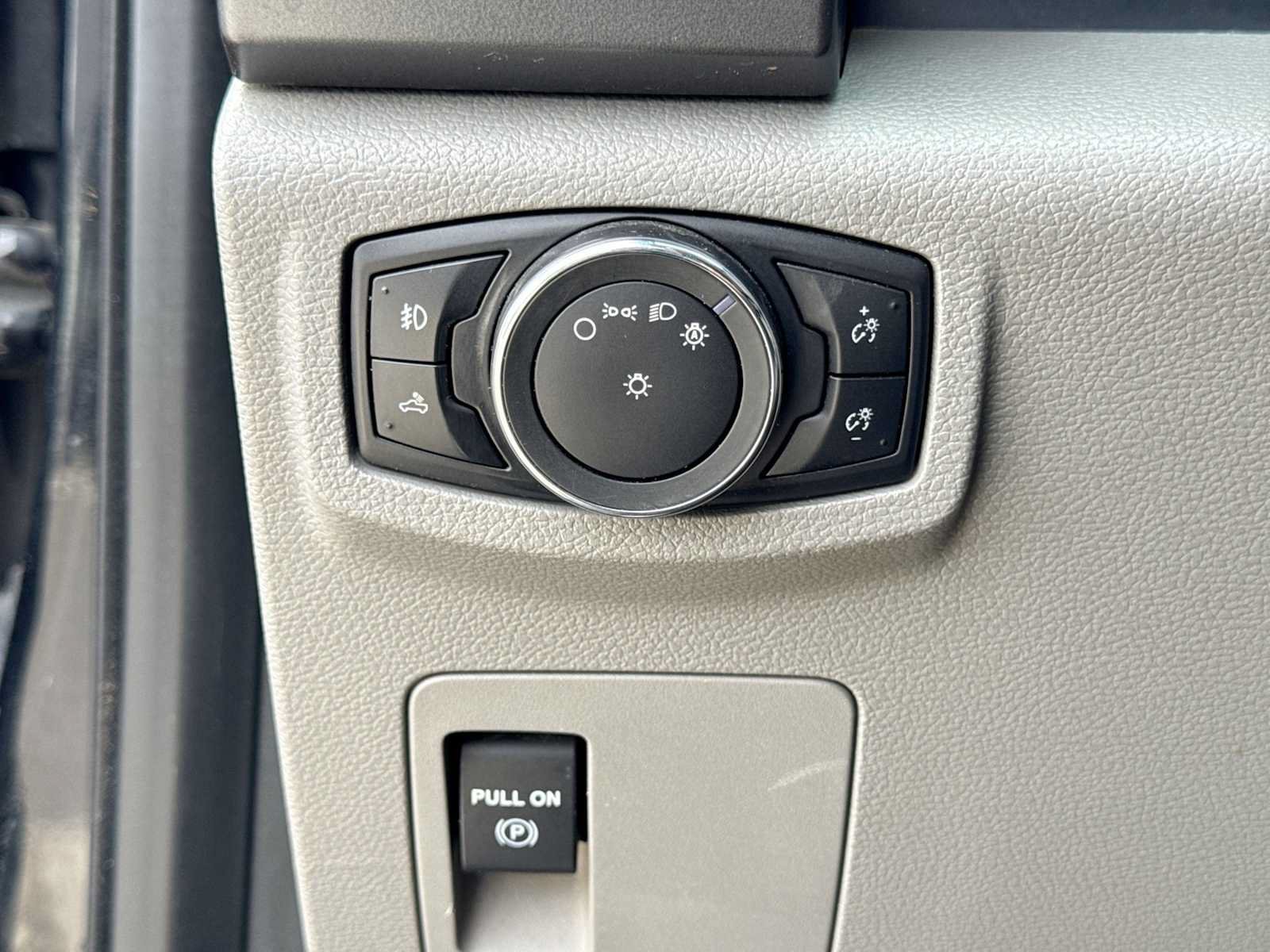 Used 2017 Ford F150 XLT AWD/4WD image 25