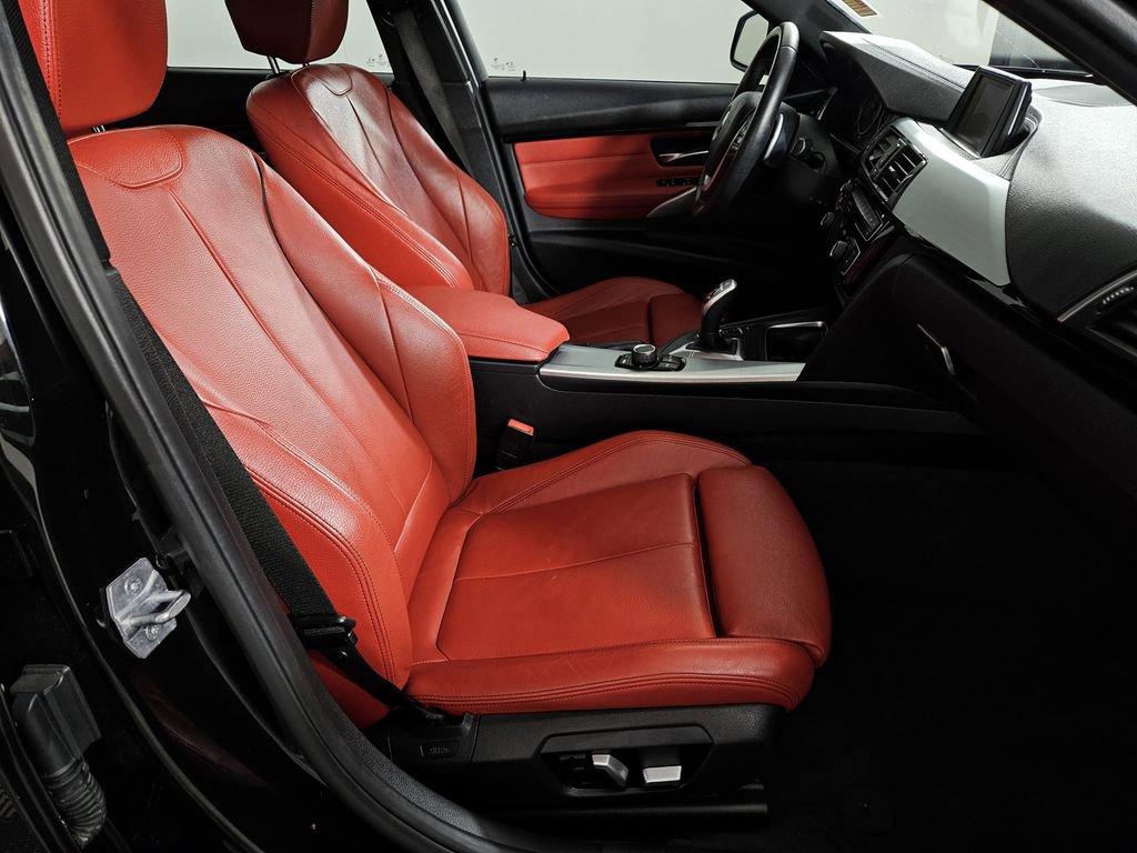 Used 2018 BMW 330i Sedan RWD image 27