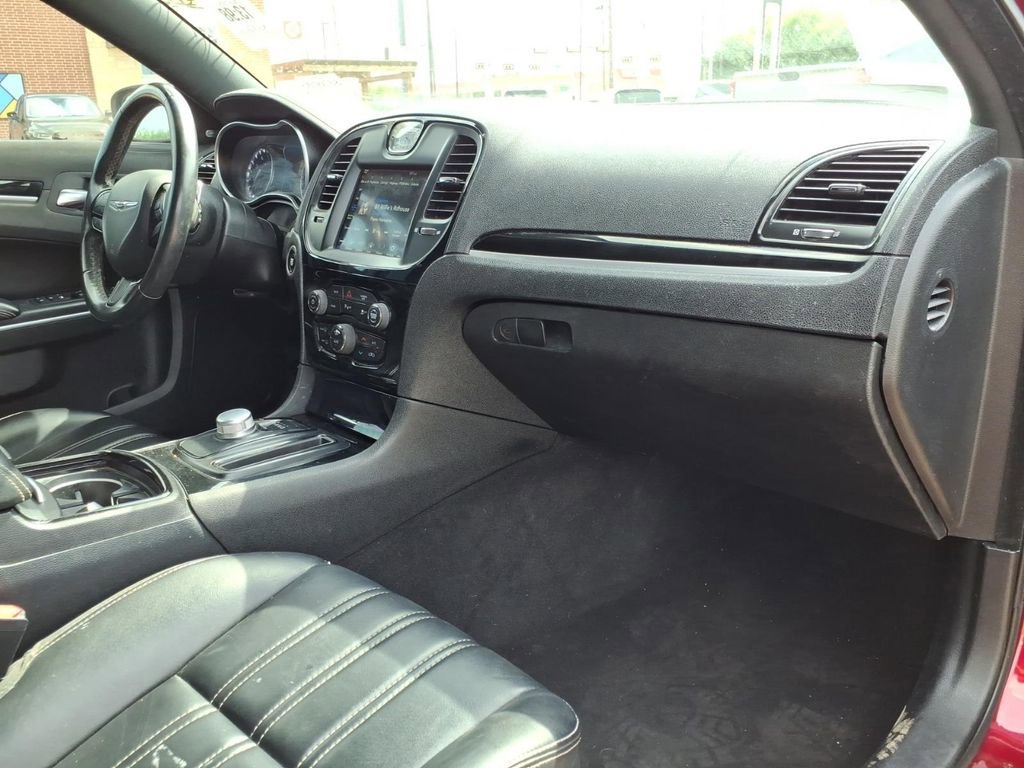 Used 2021 Chrysler 300 S RWD image 11