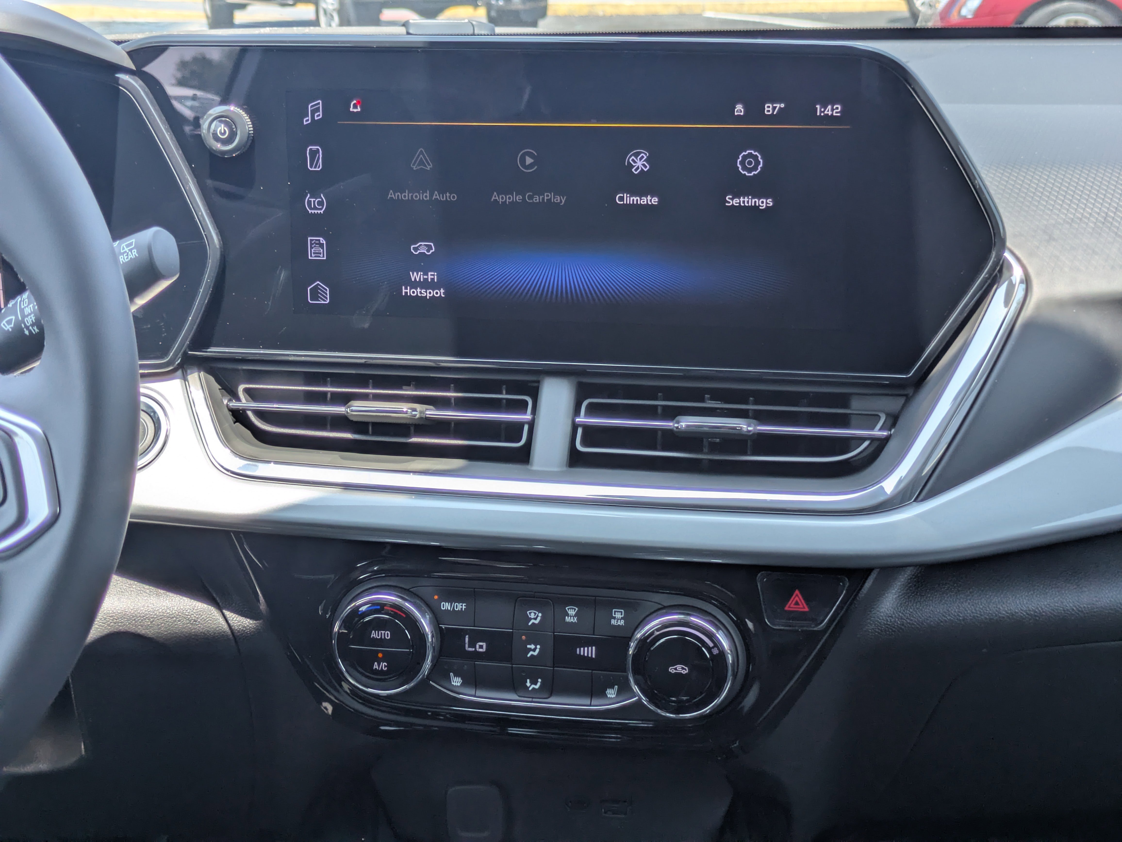 New 2026 Chevrolet Trax LT FWD image 5