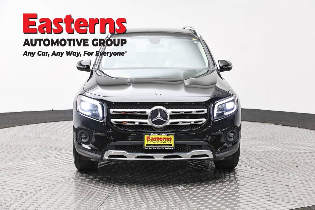 Used 2020 Mercedes-Benz GLB 250 4MATIC image 2