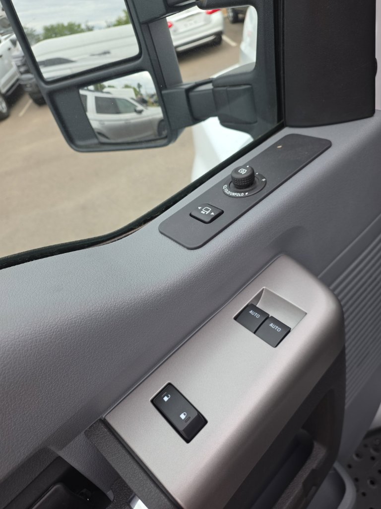 New 2027 Ford F650 2WD Regular Cab Super Duty image 17