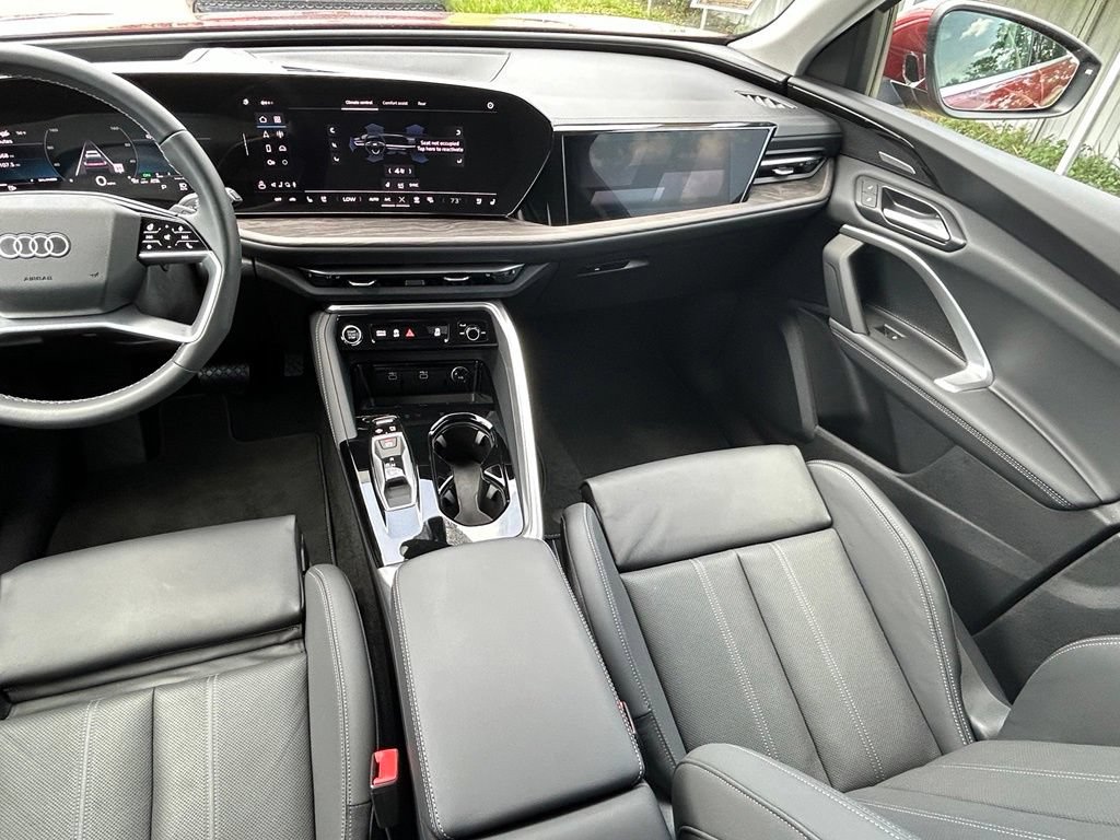 Certified 2025 Audi Q5 Prestige AWD/4WD image 11