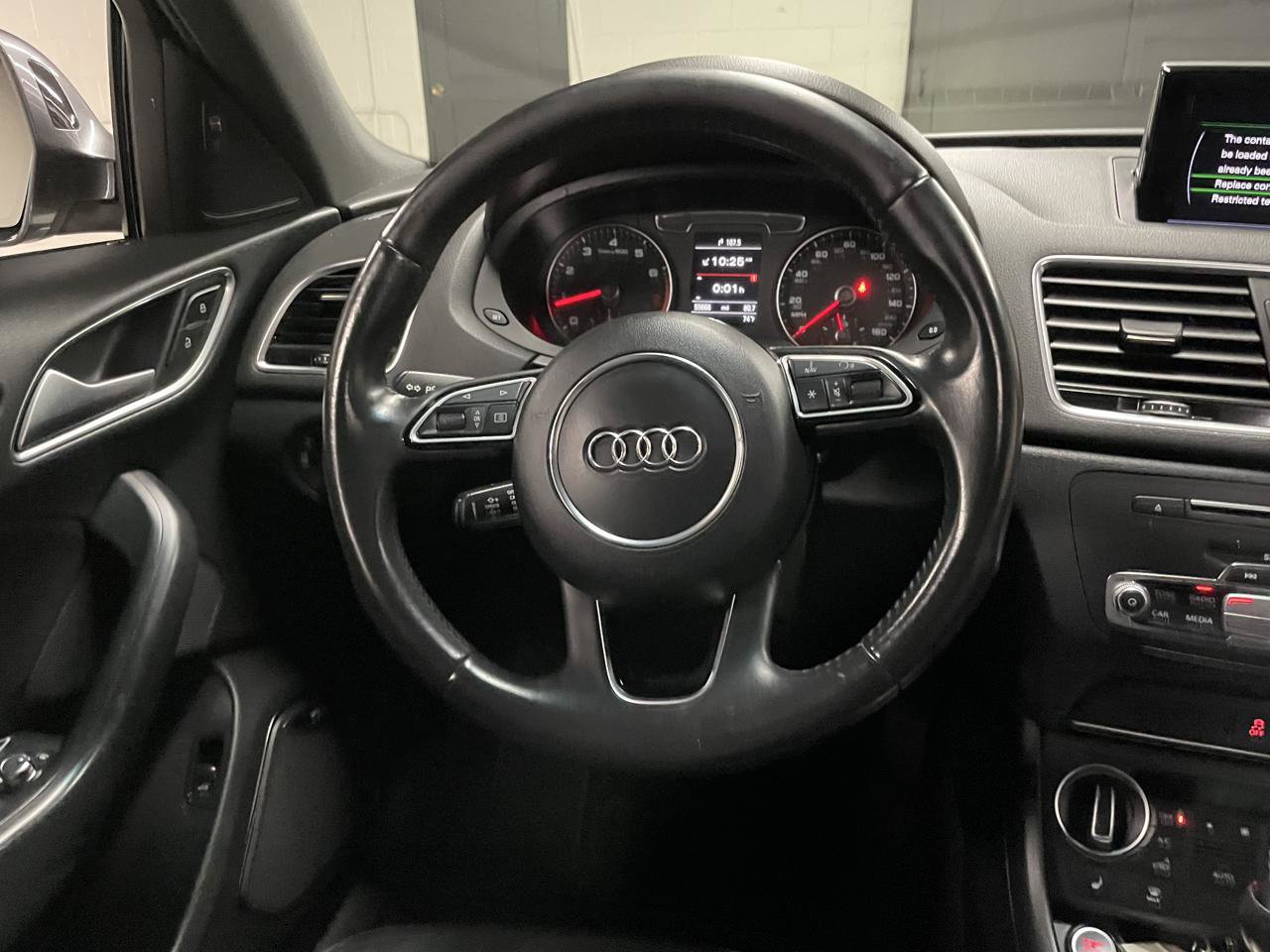 Used 2018 Audi Q3 2.0T Premium Plus w/ Premium Plus Package AWD/4WD image 18