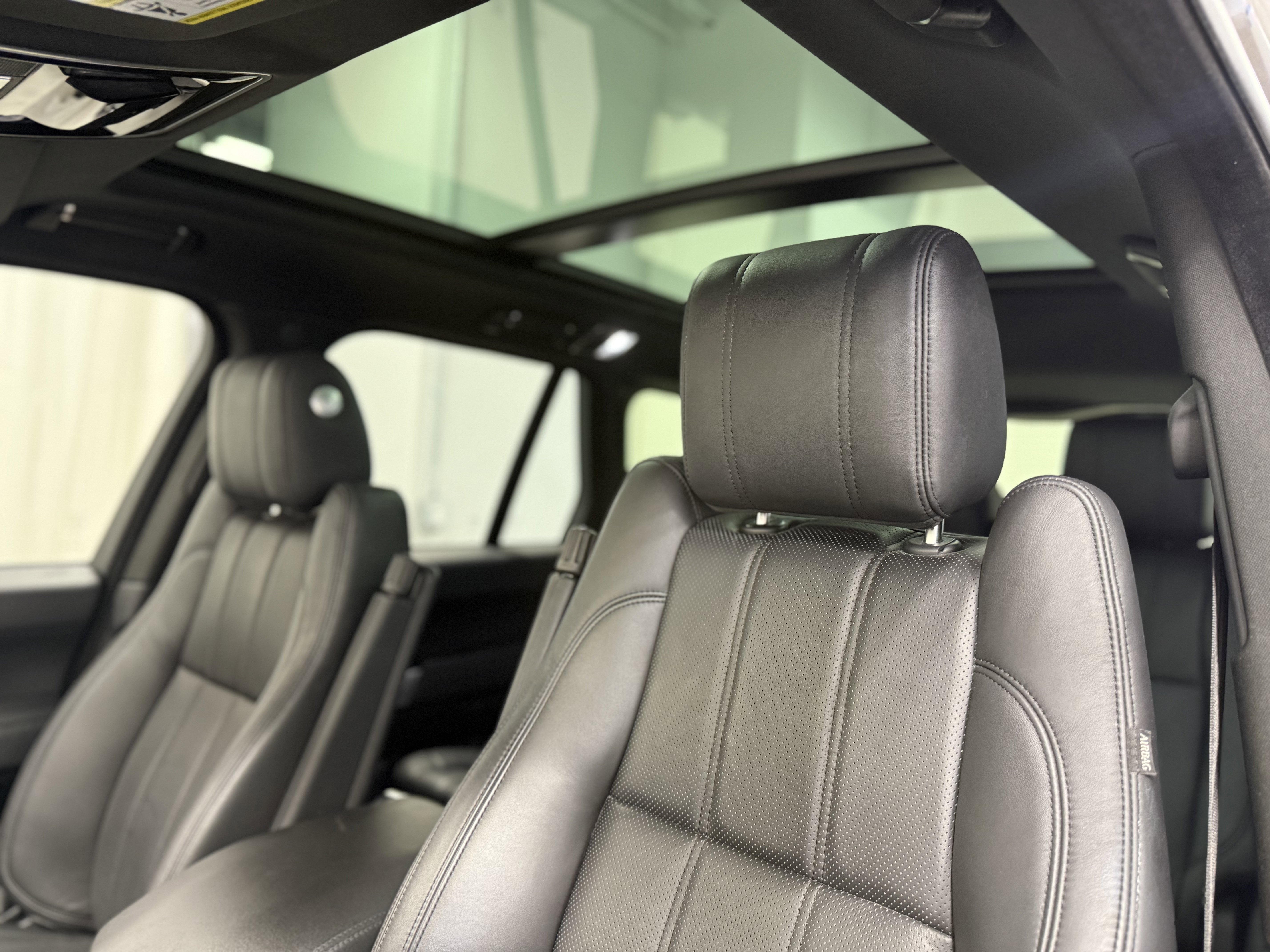 Used 2017 Land Rover Range Rover Supercharged image 14