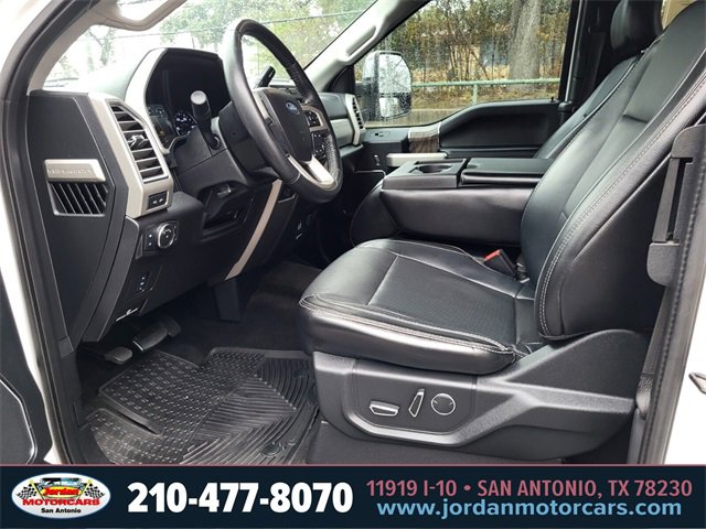 Used 2017 Ford F250 Lariat w/ Chrome Package image 19