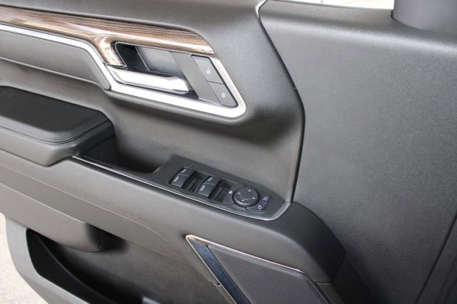 Used 2025 Chevrolet Silverado 1500 LT image 17