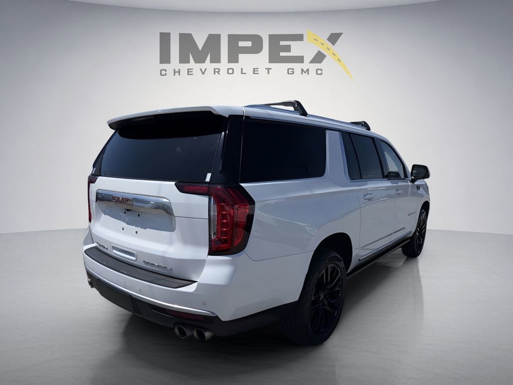 Used 2023 GMC Yukon XL Denali AWD/4WD image 5