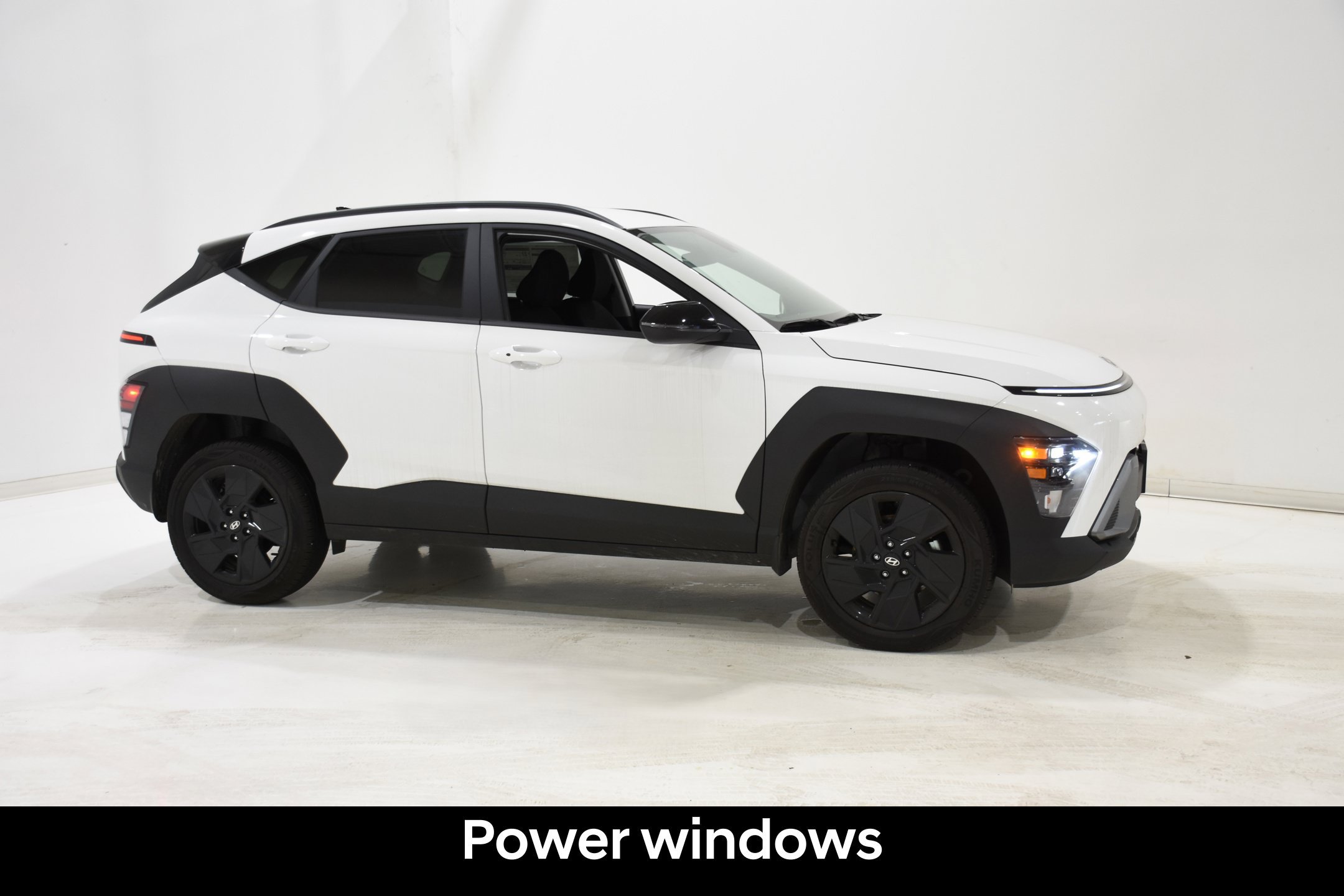 Certified 2026 Hyundai Kona SEL Sport AWD/4WD image 4