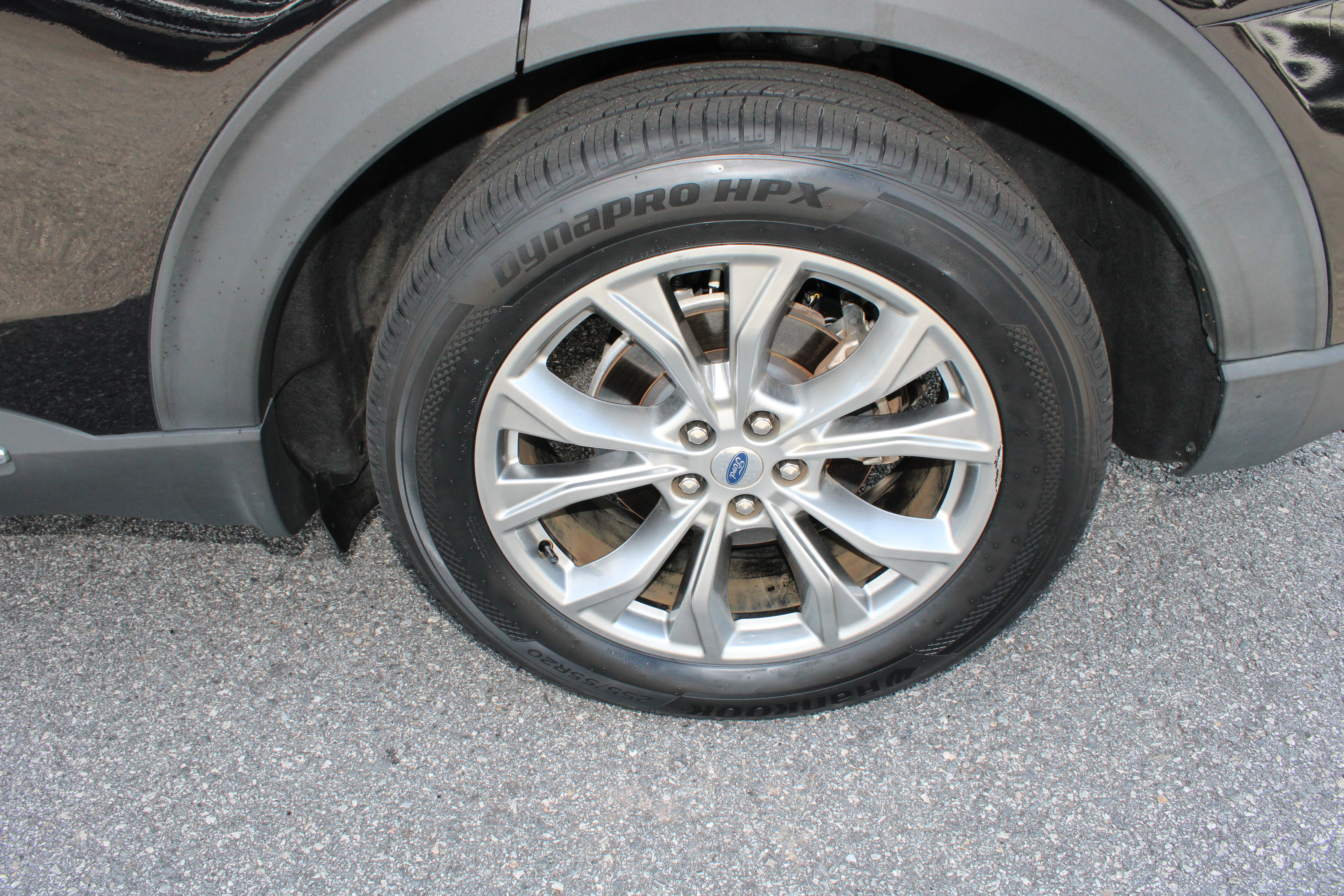 Used 2021 Ford Explorer Limited w/ Equipment Group 301A RWD image 11