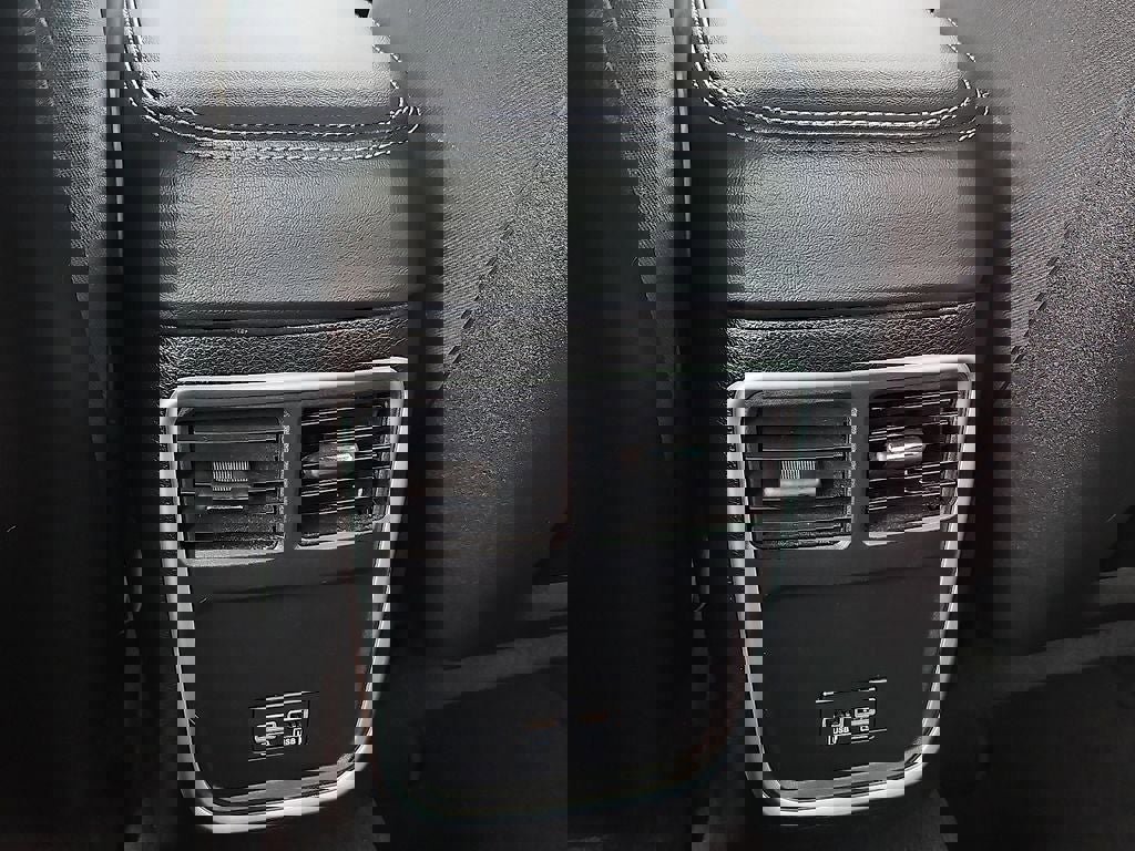 Used 2023 Dodge Charger R/T w/ Harman/Kardon Audio Group RWD image 20