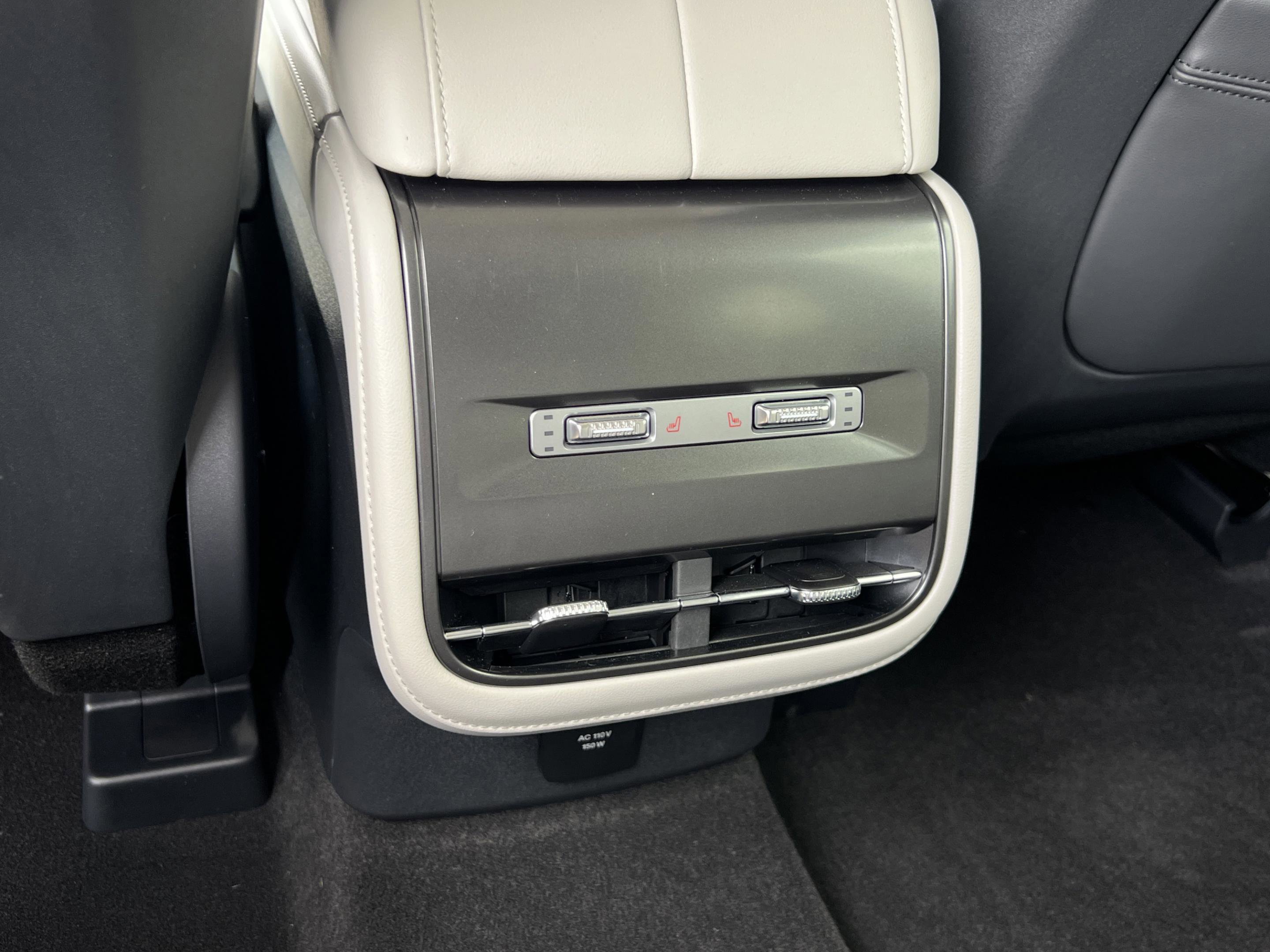 New 2026 Lincoln Nautilus Premier w/ Equipment Group 102A AWD/4WD image 26