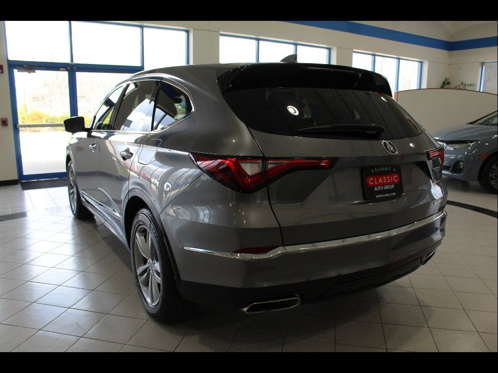 Used 2023 Acura MDX SH-AWD image 7