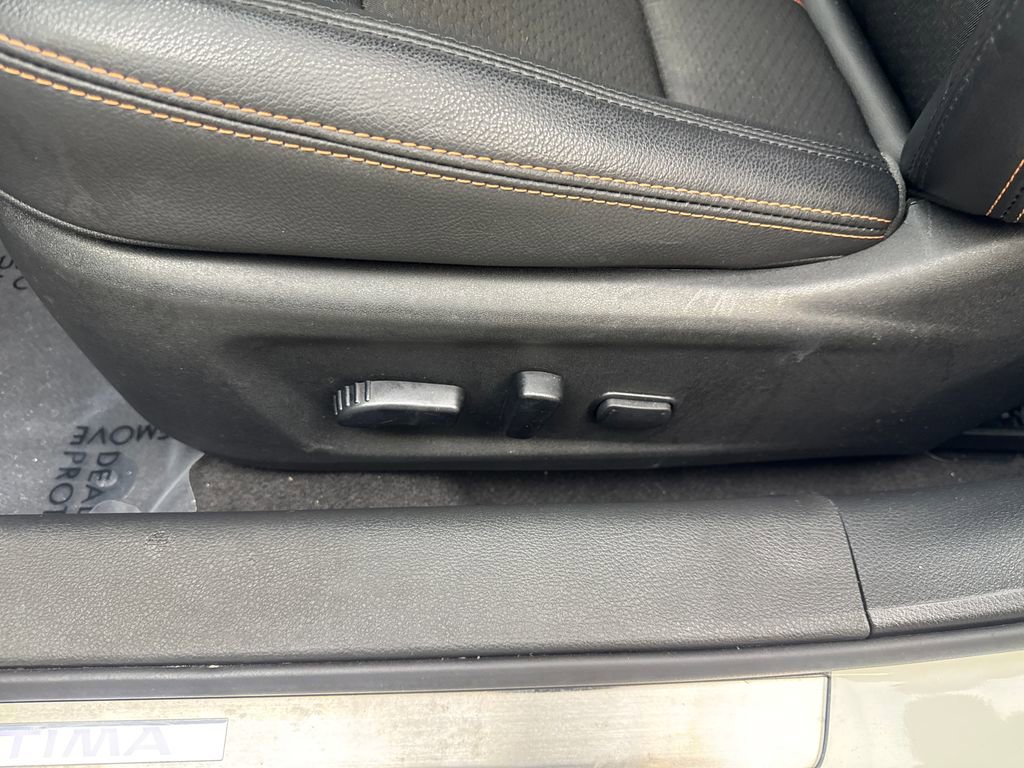 Used 2022 Nissan Altima 2.0 SR FWD image 30
