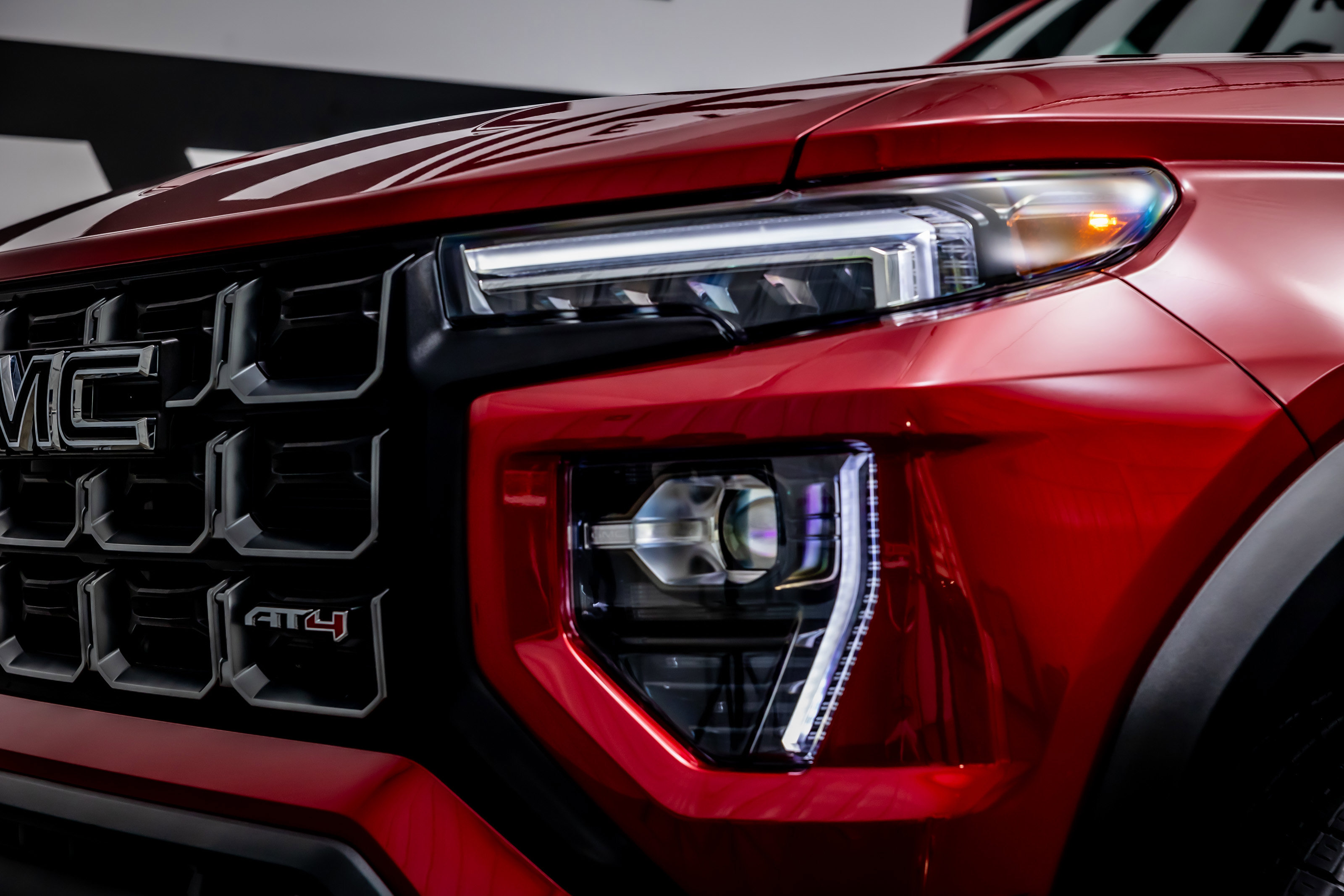 Used 2026 GMC Canyon AT4 w/ Nightfall Essentials Package image 14