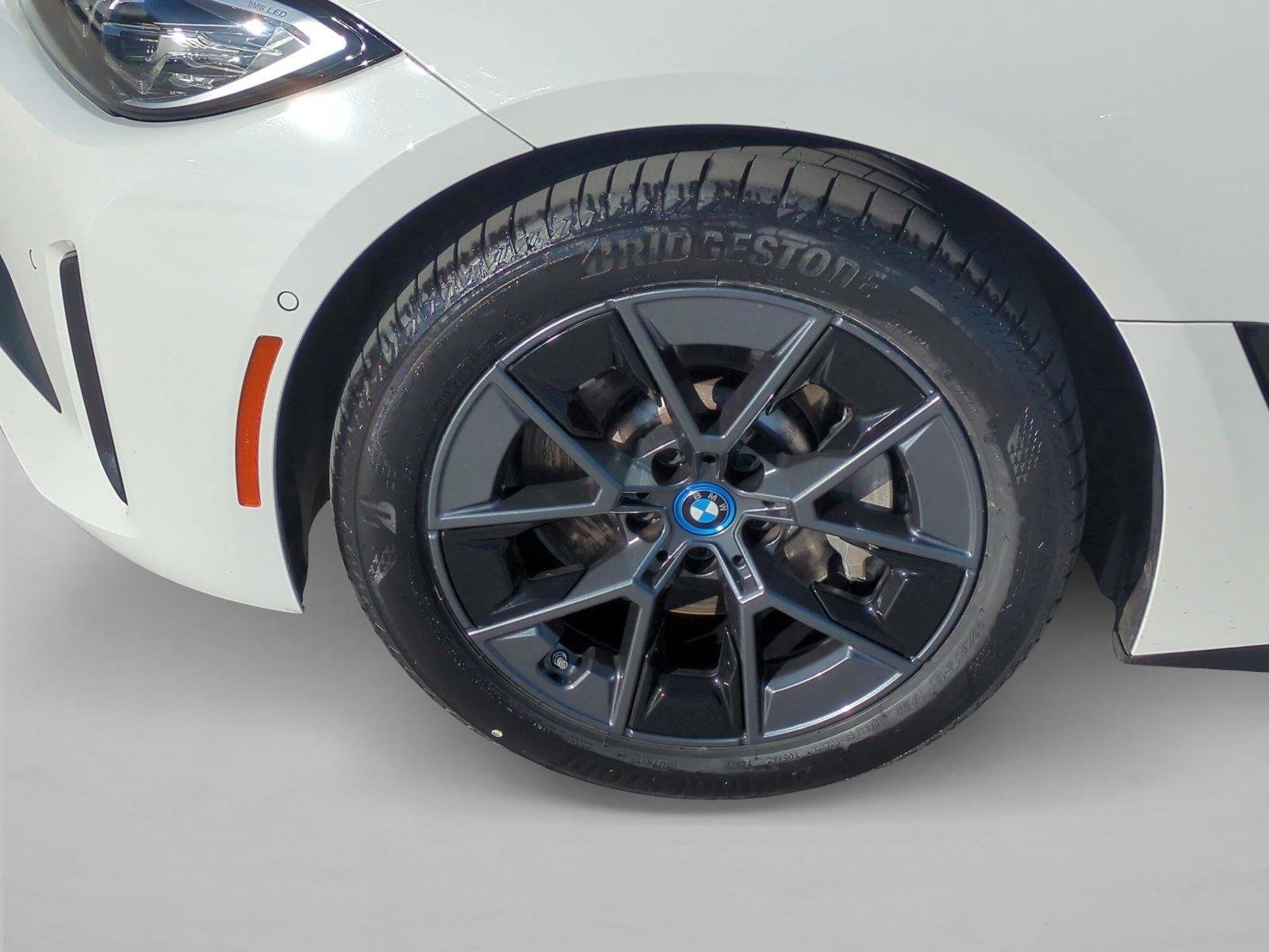 Used 2023 BMW i4 eDrive35 w/ Premium Package RWD image 26