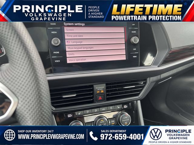 Certified 2024 Volkswagen Jetta GLI Autobahn FWD image 20