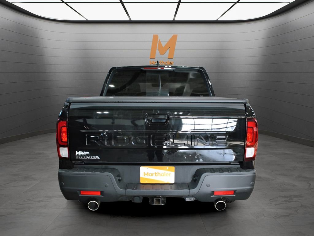 Certified 2024 Honda Ridgeline Black Edition image 3