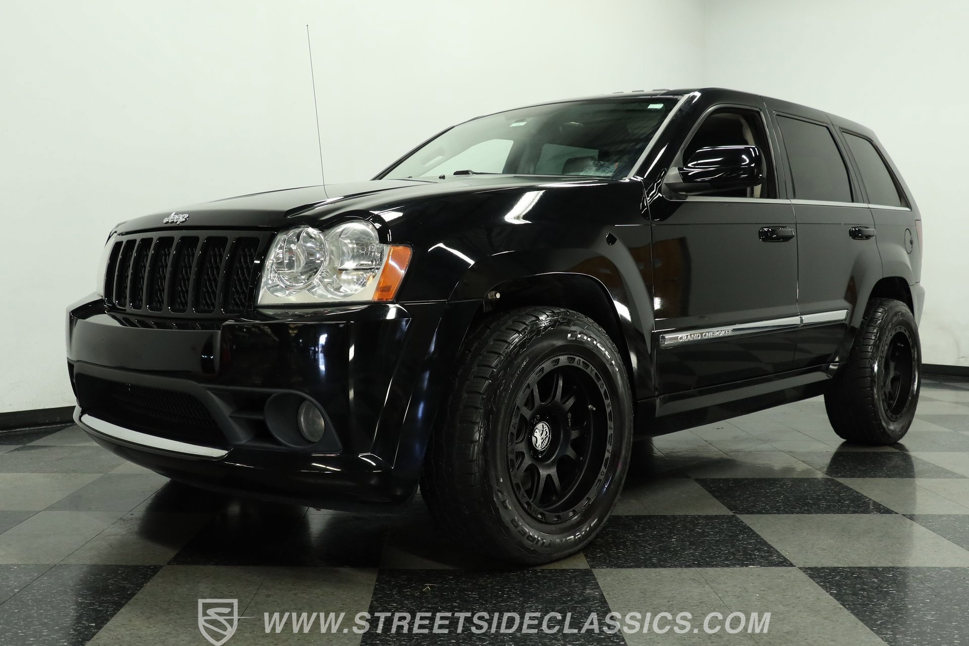 Used 2006 Jeep Grand Cherokee SRT8 w/ SRT Option Group I image 20