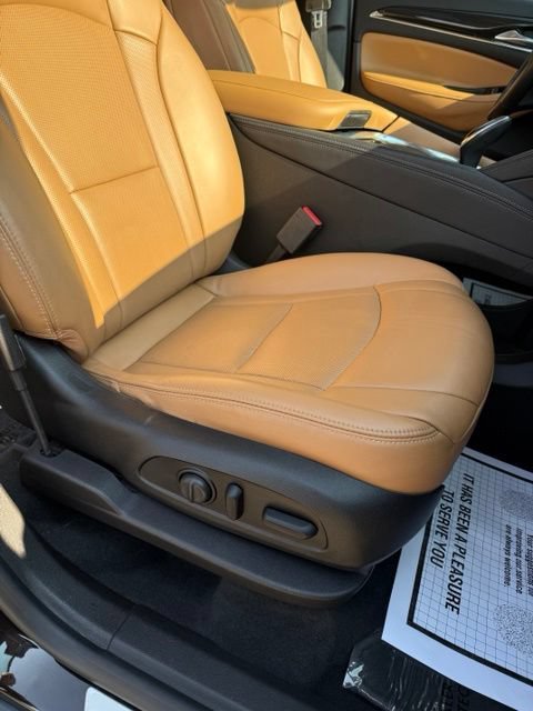 Used 2018 Buick Enclave Premium AWD/4WD image 20