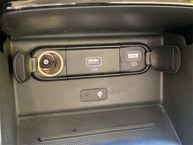 Used 2022 Kia Telluride EX w/ EX Premium Package image 28