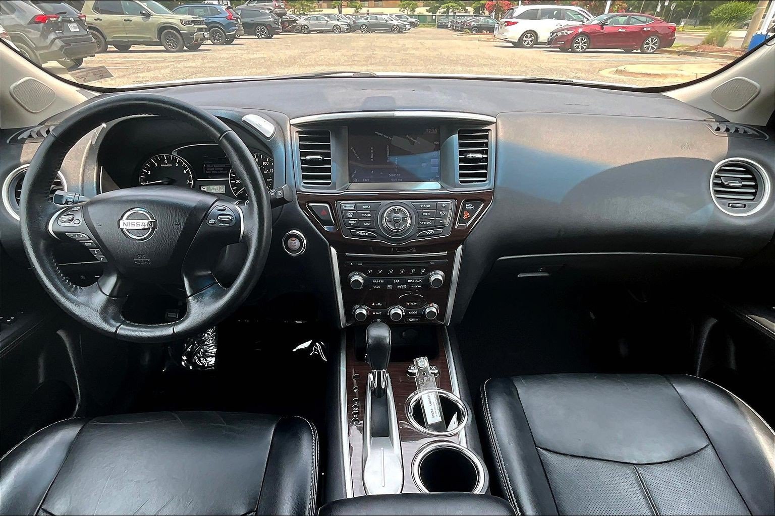 Used 2015 Nissan Pathfinder Platinum w/ Cargo Package FWD image 15
