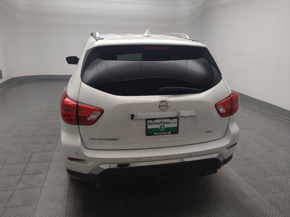 Used 2019 Nissan Pathfinder SL FWD image 6