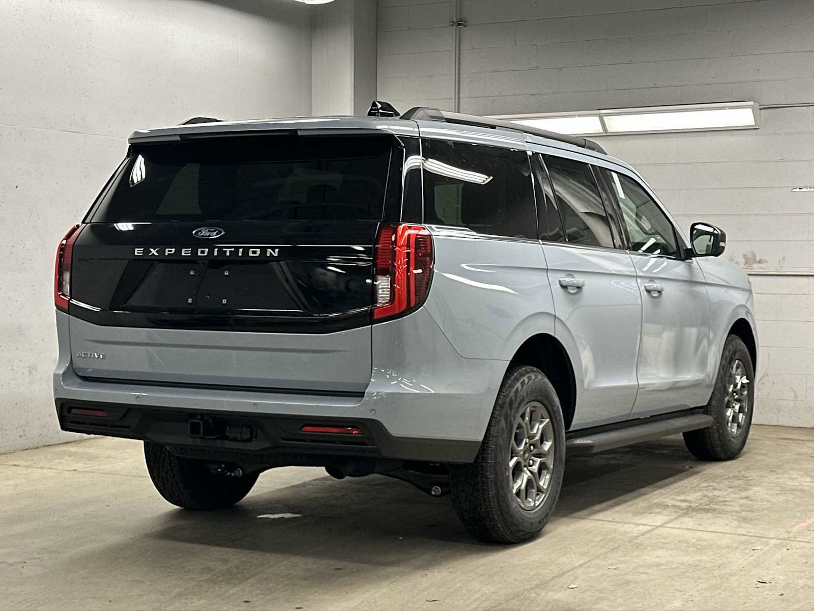 New 2026 Ford Expedition Active AWD/4WD image 32
