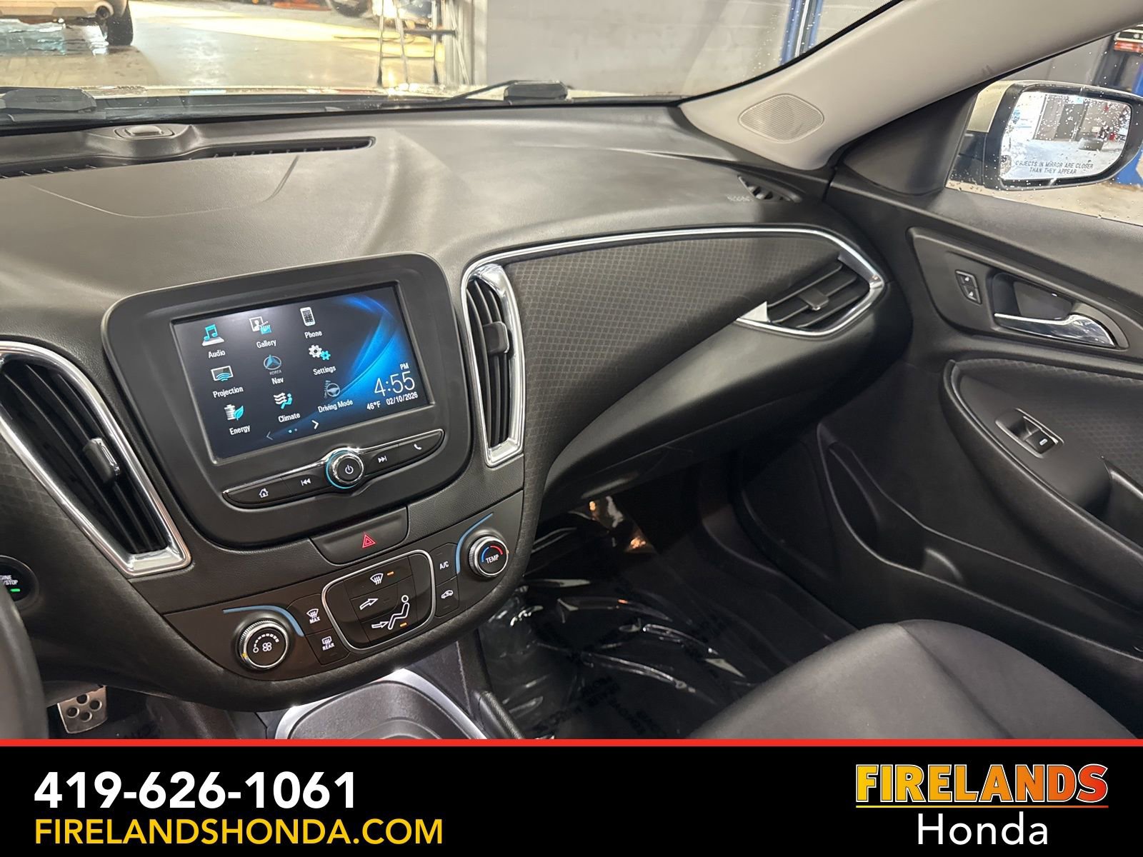 Used 2016 Chevrolet Malibu LT image 17