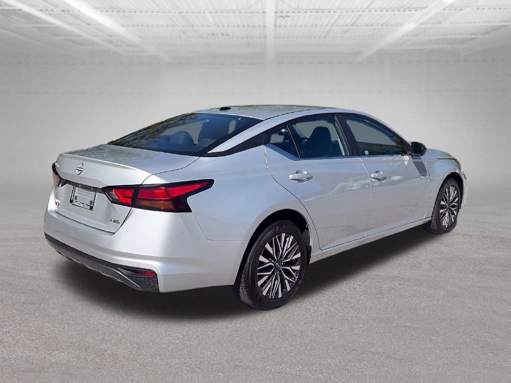 Used 2026 Nissan Altima 2.5 SV AWD/4WD image 6