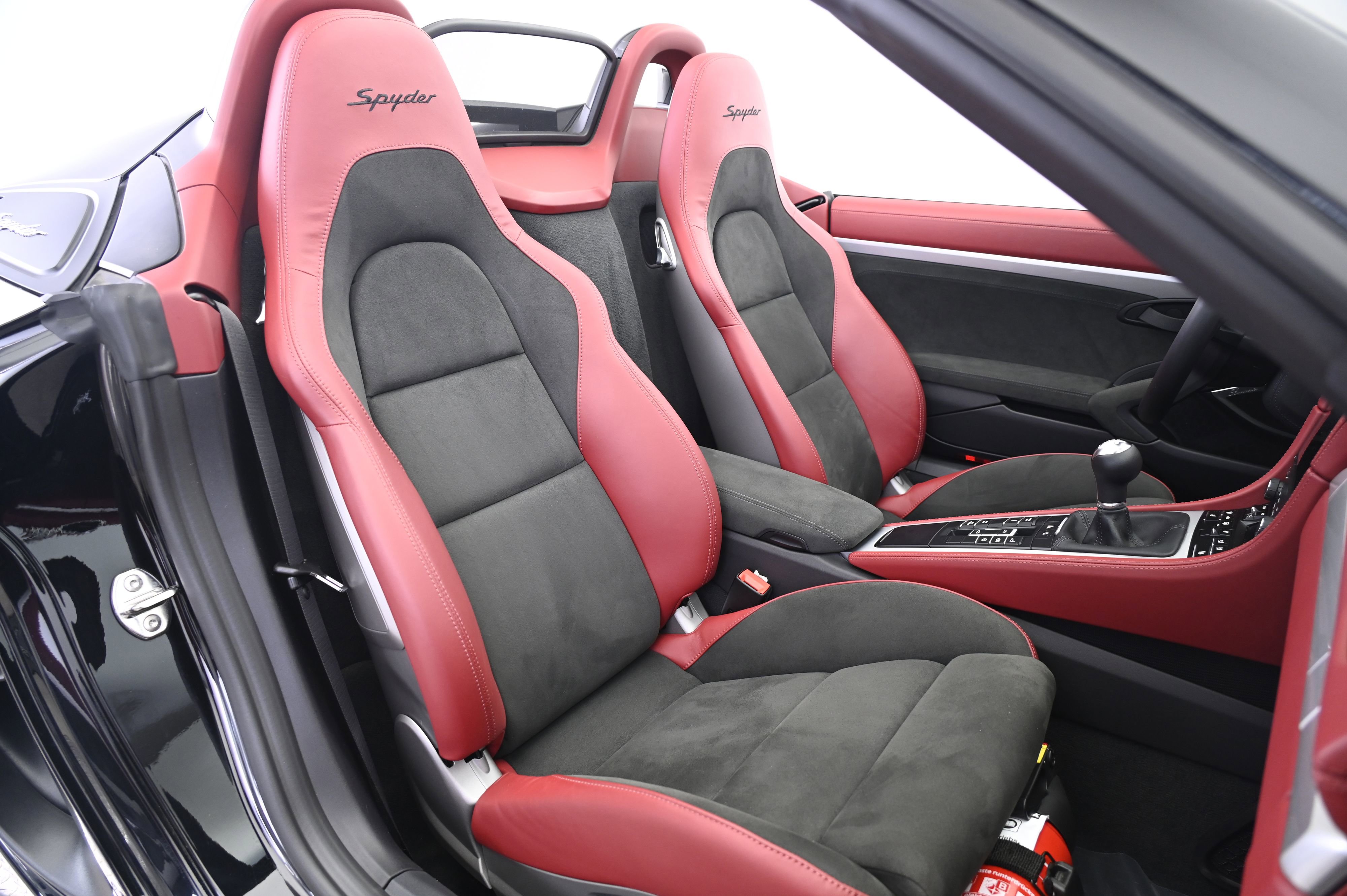 Used 2022 Porsche 718 Boxster Spyder image 24